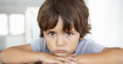 Autyzm u dzieci przyczyny objawy leczenie Jak sprawdzić czy dziecko