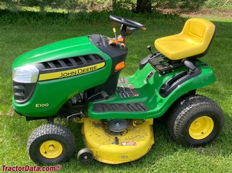 John Deere E100 Tractor Information