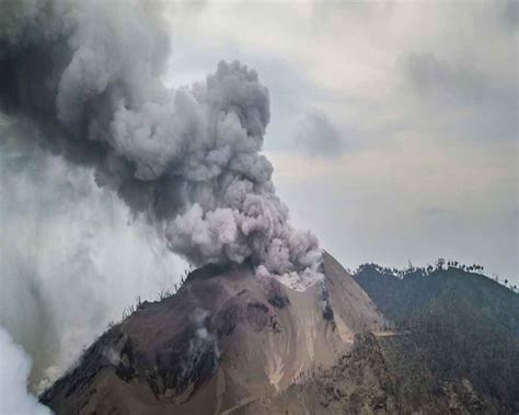 Papua New Guinea Volcano Erupts Sending Residents Fleeing My Xxx Hot Girl