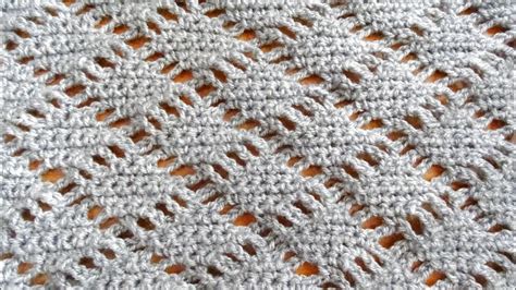 Afghan \ blanket edging free crochet pattern. How To Crochet The Diamond Lace Crochet Stitch - Knit And ...