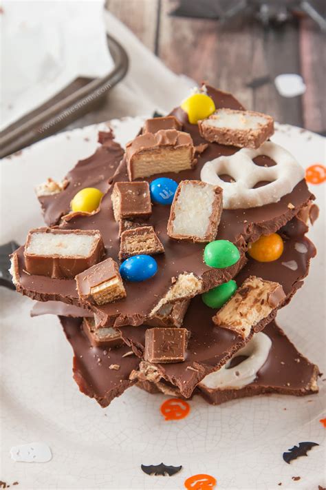 Halloween Candy Bark Annies Noms