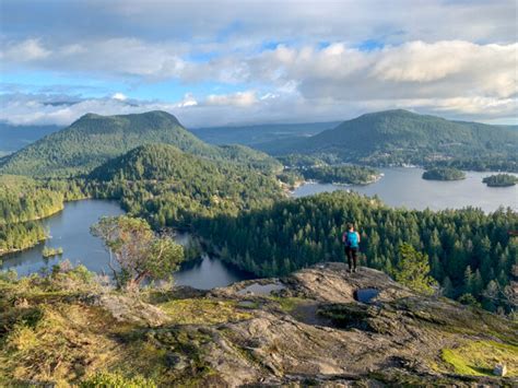21 Best Hikes On The Sunshine Coast Bc Happiest Outdoors
