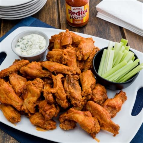 Frank S Redhot® Buffalo Wings Sauce 12 Fl Oz Fry’s Food Stores