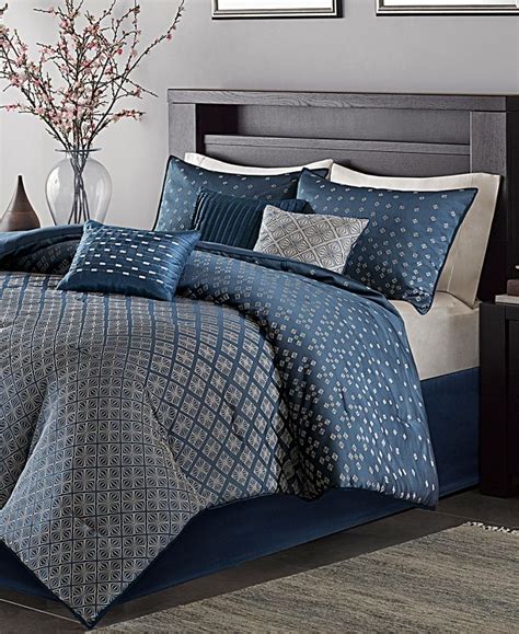 Madison Park Biloxi 7 Pc Geometric Jacquard Queen Comforter Set