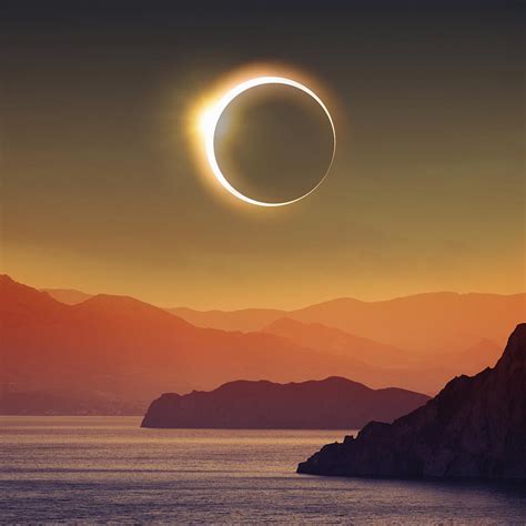 15 Fantastic Solar Eclipse Photography Examples You Need To See