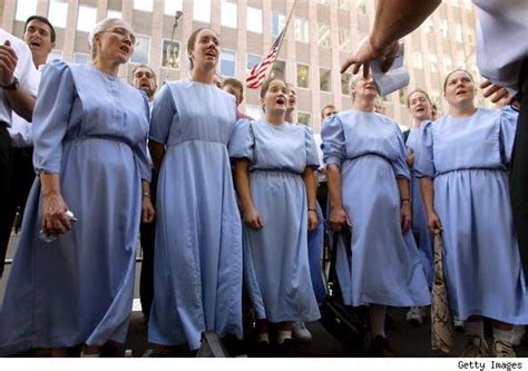 On the street of and street number is. Amish Women | Gottesdienst, Die bibel, Englische wörter