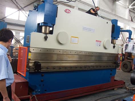 320 Ton Cnc Hydraulic Press Brake Bending Machine Sheet Metal Bending