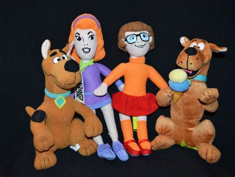Scooby Doo Plush Dolls Velma Daphne And Scooby Doo Set Of 4 Ebay