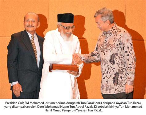 Sebelum pkpb haritu, kitorang sempat travel ke penang untuk experience keunikan culture & history pulau pinang ni. Ucapan oleh S.M. Mohamed Idris, Presiden Persatuan ...