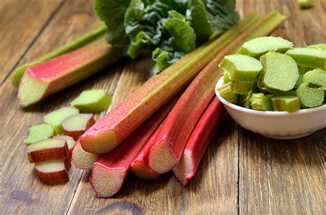How To Prepare Rhubarb Good Measures Foods