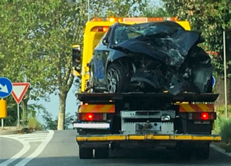 Tutti gli articoli su incidente cuneo. Incidente a Cuneo: auto ribaltata in via Savona, ferito il conducente - Cuneodice.it