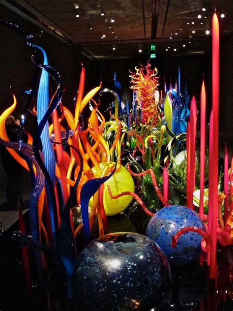 Dale Chihuly Through The Looking Glass Daily Art Fixx
