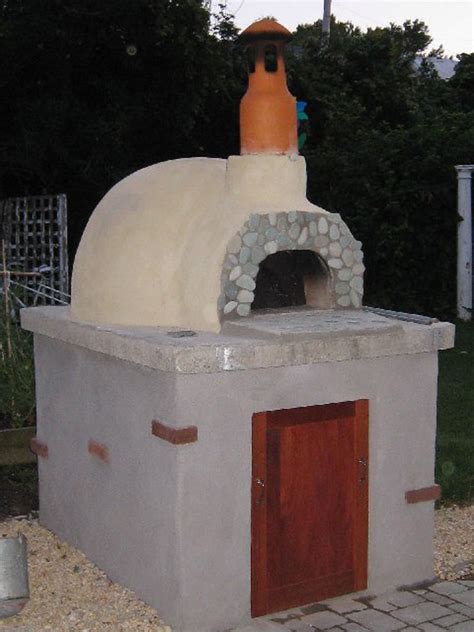 outdoor pizza oven pictures