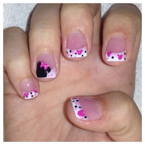 Freehand Minnie Mouse Nail Art On Mini Pink And White Acrylics I Did On