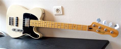 Squier Vintage Modified Telecaster Bass Special Image