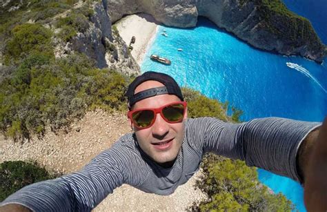 Totally Crazy Or Totally Awesome Some Of The Most Craziest Selfies Around The Globe