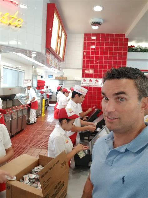 Doug Kammerer On Twitter My Very First In And Out Burger This Place