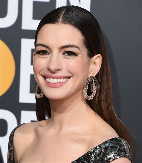 Hang On To Your Tiaras Anne Hathaway Just Confirmed That