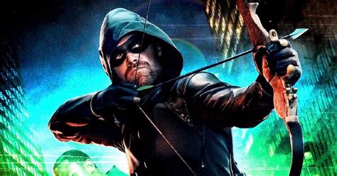 James Gunns Dcu Why It Needs To Introduce The Green Arrow