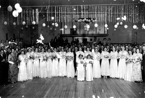 History Of Debutante Balls In Uk Usa And Australia Cotillion Solosophie