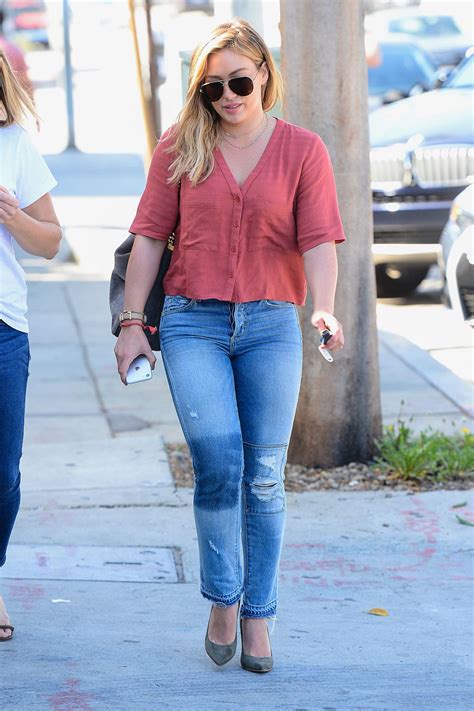 8,530,549 likes · 46,317 talking about this. HILARY DUFF Out and About in Los Angeles 10/19/2016 ...