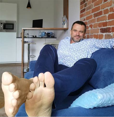men s feet sole to sole