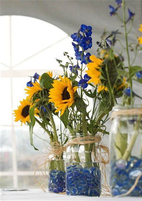 Flowers in the window dicover dan hasilnya hancur. 70+ Sunflower Wedding Ideas and Wedding Invitations | Deer ...