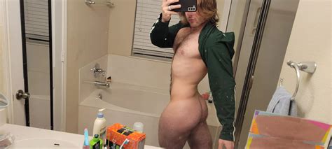 Do I Squat Nudes By Straightguy200