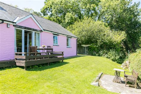 dolphin cottage aberporth holiday cottage sleeps  west wales