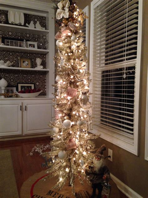 Check spelling or type a new query. My champagne colored Christmas tree | Champagne christmas ...