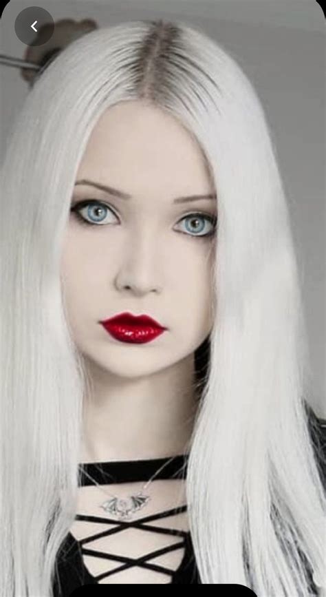 white blonde hair beauté blonde blonde hair looks gothic girls goth beauty dark beauty