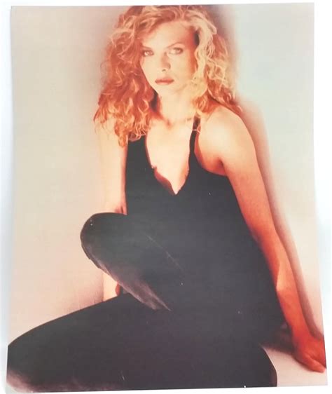 Michelle Pfeiffer Glamour Shot 11 X 14 Inch Poster 005 At Amazon S