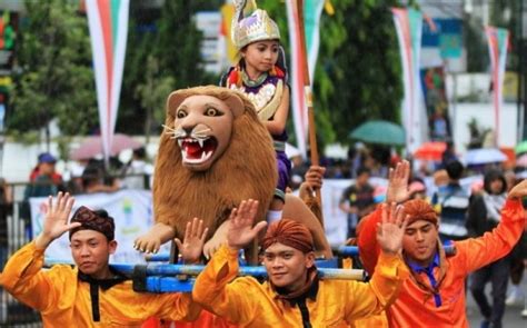 Tradisi Adat Istiadat Orang Sunda Diwariskan Turun Temurun
