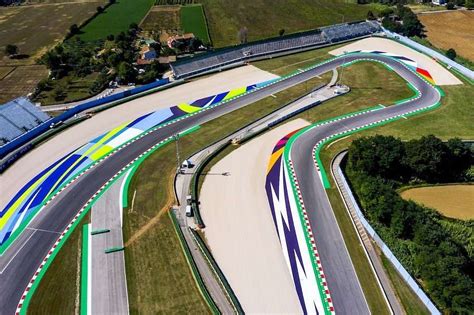 circuito de misano dónde está cómo es características cómo llegar y fotos del escenario del