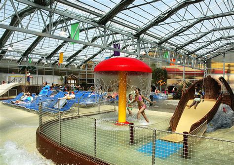 Photos Top 10 Indoor Waterparks In The Us Budget Travel