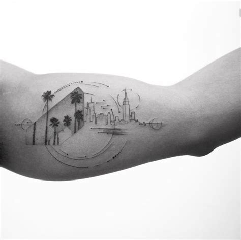 25 Cityscape Tattoos Of The World S Most Beautiful Skylines Tattooblend Kulturaupice