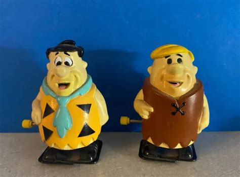 Vintage 1992 Fred Flintstone Barney Rubble Wind Up Walking Plastic Toys