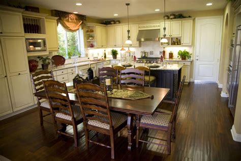 An easy way to coordinate cabinetry and granite countertops is to pair dark cabinetry with granite colors that are in a lighter shade of the same color, or have veining of the same color. 34 Kitchens with Dark Wood Floors (Pictures)