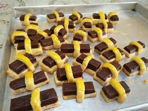 Cara membuat coklat cair dari coklat bubuk. Cara Membuat Kue Kering Dari Coklat Batangan - Resep Kue Kering