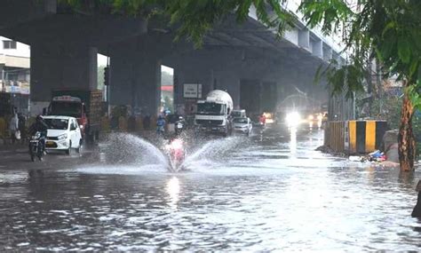 Heavy Rains Lash Thane Palghar Waterlogging In Some Areas