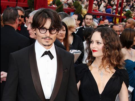 Johnny Depp Wordt Bekroond Met Fashion Icon Award Het Nieuwsblad