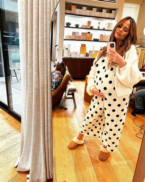 Pregnant Chrissy Teigen Goes Nude To Show Off Acid Reflux Tape