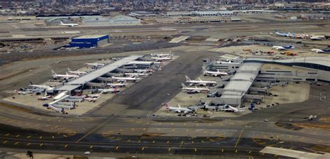 New York Jfk Airport Jfk Aerial View Of Jfk Terminal 8 O Flickr