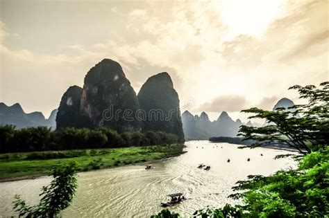 View On Karst Mountains And Limestone Peaks Of Li River In China Stock