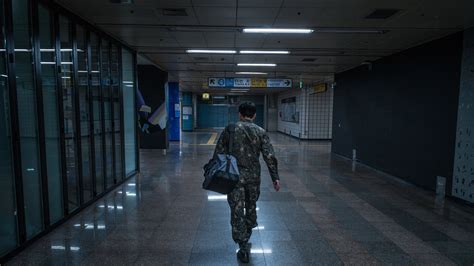 In South Korea Gay Soldiers Can Serve But They Might Be Prosecuted The New York Times