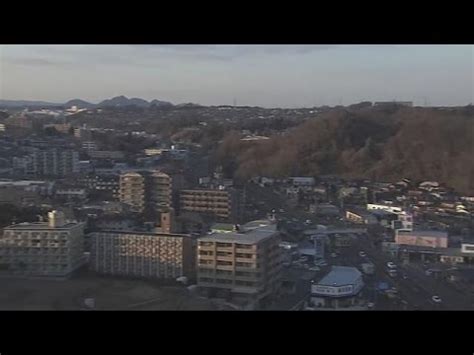 A tegnap késő estét boldog sorozatnézéssel töltöttem a galérián, amikor olyan éjfél vagy 1 tájban, nem tudom pontosan, mert nem tulajdonítottam neki jelentőséget. Földrengés Japánban - nincs nagy baj - YouTube