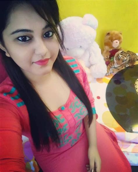Indian Simple Girl Profile Picture