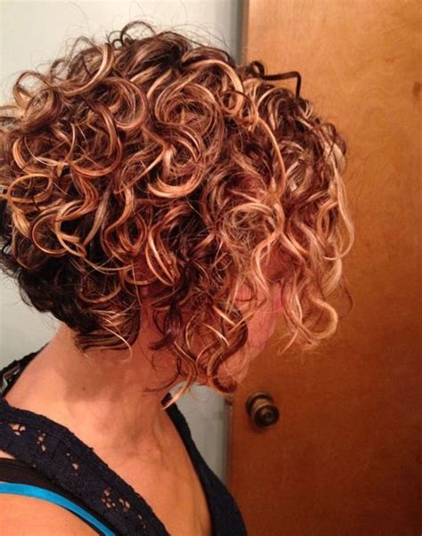 Short curly hair, whether it's on the wavy or the kinky side, will thrive in an adorable curly pony. short curly hairstyles 2015 - Google Search | Curly hair ...