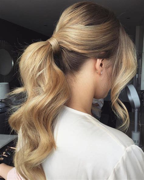 Stunning How To Put Short Curly Hair In A Ponytail Trend This Years
