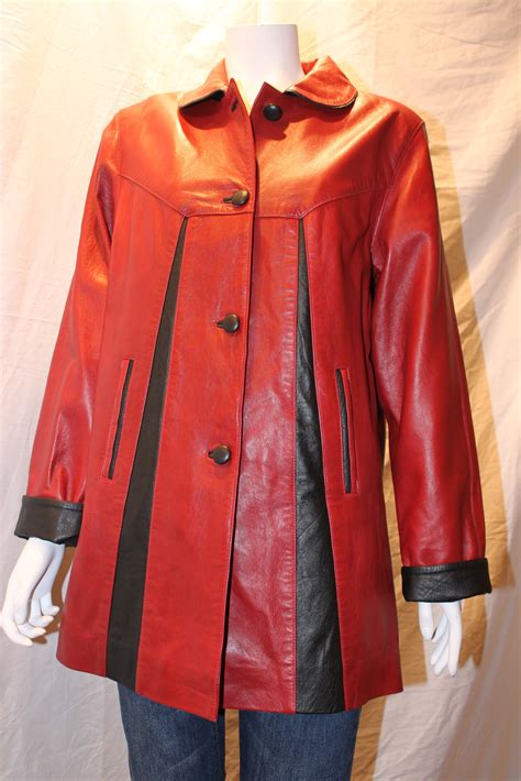 Stylish Ladies Leather Contrast 34 Length Jacket By Radford Leathers
